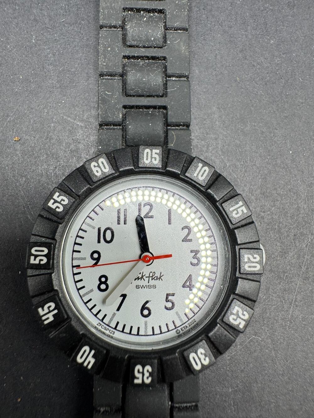 SWATCH Flik Flak Swiss Quartz ZFCSP013 Level Black Rubber Strap Kids Watch Works